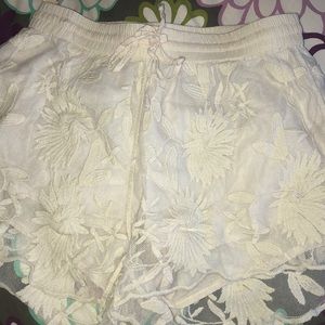 Patterned flowy shorts